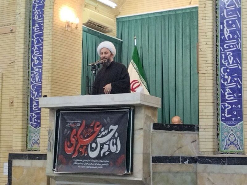 امام جمعه خوی: وحدت و مقاومت، رمز اقتدار و امنیت کشور است