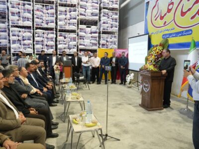 افتتاح کارخانه شیرخشک و کلنگ‌زنی واحد تولید الیاف پلی‌استر در میاندوآب