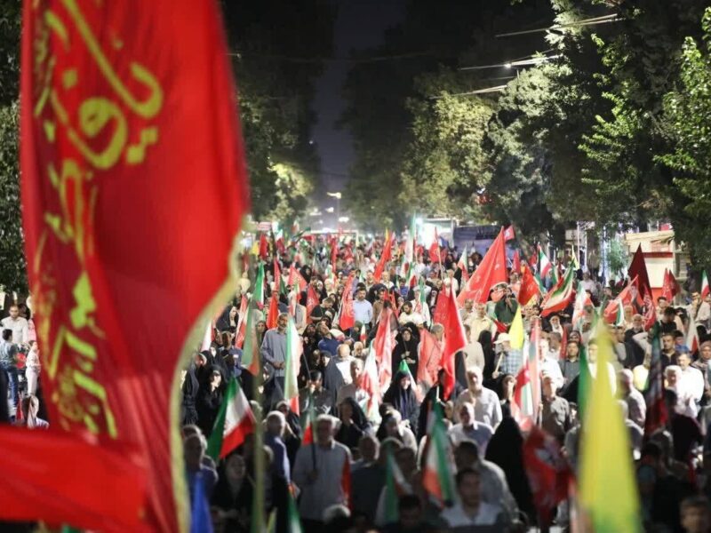 مردم انقلابی ارومیه همچنان پای انقلاب، وطن و رهبری ایستاده‌اند